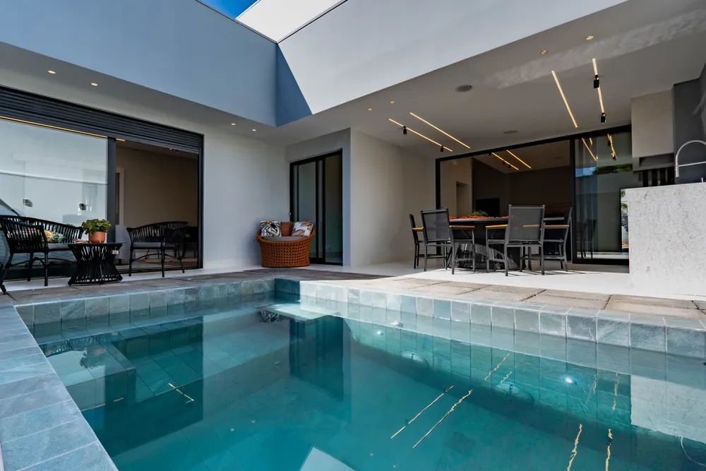 Área gourmet e piscina